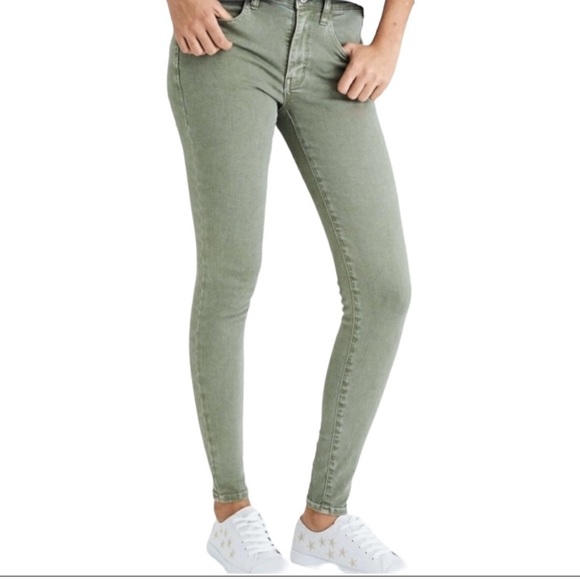 American Eagle Outfitters Pants - AMERICAN EAGLE Outfitters Superstrech Jegging in size 4 Sage Green